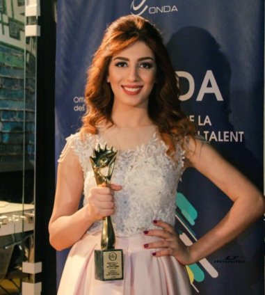 ennaharonline's tweet photo. #الجزائر
#سهيلة_بن_لشهب تهدي جائزة “#الموريكس”
#souhilabenlachhab
@SuhilaBnLachhab
https://t.co/8SaAFvYbPu https://t.co/nke3qdkER2