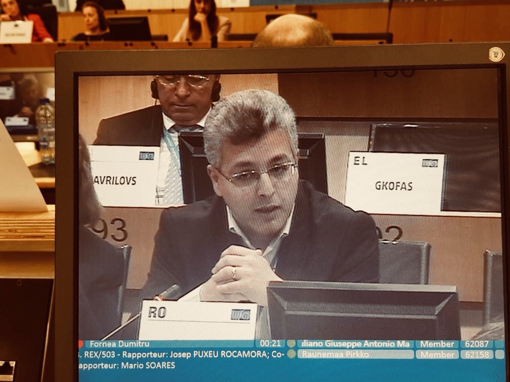 ForneaDumitru's tweet photo. Today at the EESCβs Headquarters during the Section on External Relations: Debate regarding the opportunity to have an EU-Mercosur Association Agreement. Challenges&Opportunities. #FairTrade #ILOFundamentalConventions #TradeUnionsRights #SustainableDevelopment #CivilSociety https://t.co/ryQyTjdMgP