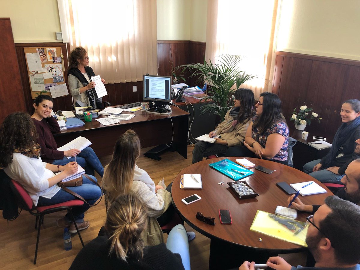 CanSaludable's tweet photo. L@s alumnos de la #5edicion #MasterUniversitario #Investigación #Gestion #Calidad #CuidadosparalaSalud #EUEnfermeriaFisioterapia @CanalULL continúan por nuestra casa, conociendo los Servicios de la DG Salud Pública! #SeguridadAlimentaria con Marga Izquierdo https://t.co/Yq5NxOGEeh