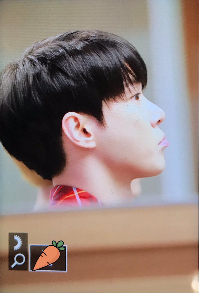 Carrot_DY's tweet photo. #NCT127 #도영 #DOYOUNG 
180426 ICN 출발 https://t.co/q9se5FOyty