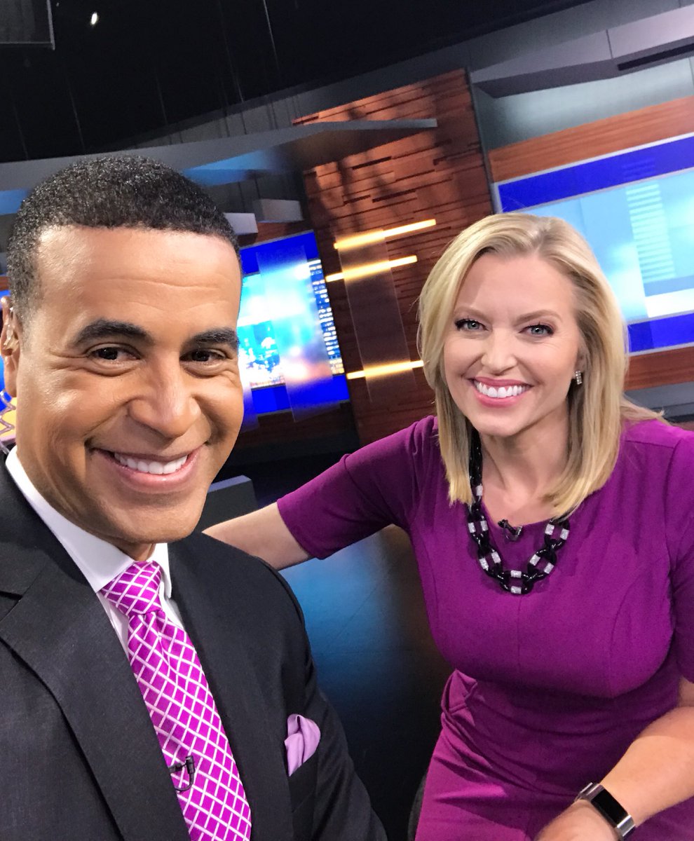 LindaWSB's tweet image. Purple reigns, apparently! I’m hearing from some sharp eyed 👀 purple fans. 💜 Happy coincidence in the @wsbtv studio this morning! @FBlankenshipWSB