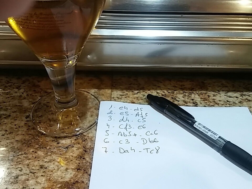 <a href="/escacs_SERoures/">Club Escacs Sant Esteve de les Roures</a> <a href="/WikiRoures/">Wiki Roures</a> @ClubEscacsSEDLR <a href="/ComunicacioSER/">Regidoria Comunicació St. Esteve de les Roures</a> <a href="/ClubEscacRoures/">Club d'escacs, Escac al Rei Sant Esteve de Roures</a> <a href="/CEStEsteveRoure/">Club Escacs Jubilats de Sant Esteve de Les Roures</a> <a href="/escacsroures/">Escac i Mat Sant Esteve de les Roures</a> <a href="/BarlesRoures/">Bar Les Roures</a> @xoni_santesteve <a href="/ClubJocs/">Club de jocs de taula de Sant Esteve de les Roures</a> Ara si q jugo a cegues, he sortit a fer la 🍺  <a href="/BarlesRoures/">Bar Les Roures</a> , però envio l <a href="/Exercit_SEDLR/">Exèrcit Sant Esteve de les Roures</a>. a Tc8