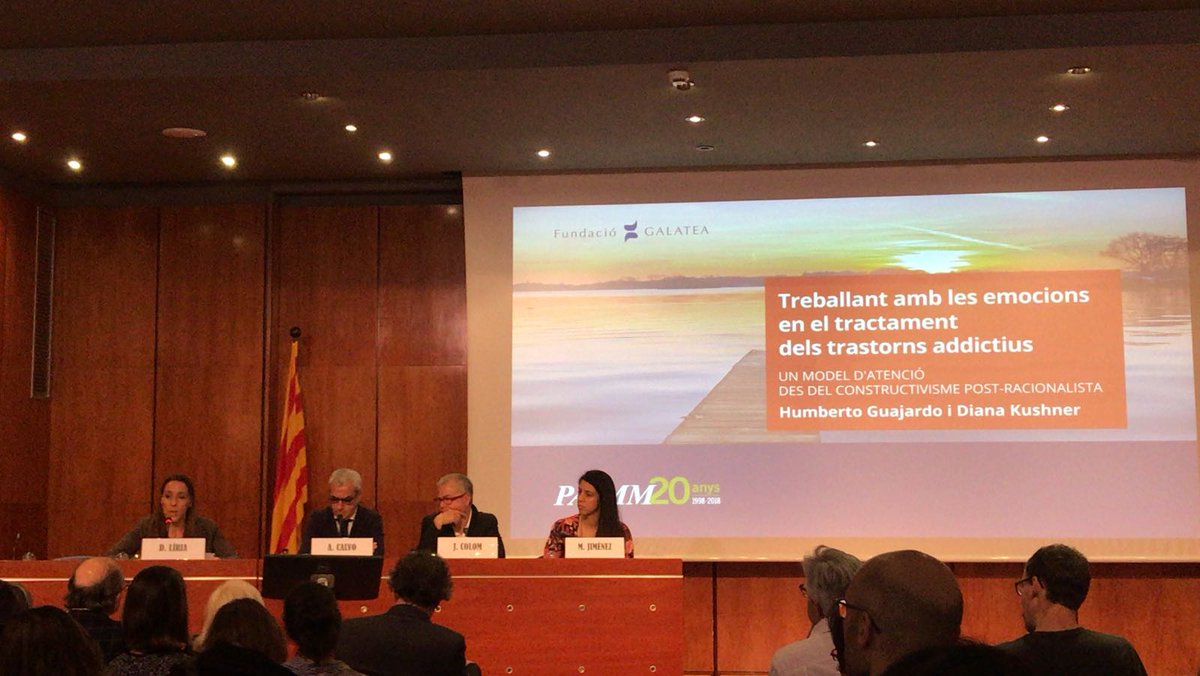 FITAFundacion's tweet photo. Asistimos de la mano de @josemontejo psiquiatra de ITA, al curso "Trabajando con las emociones en el tratamiento de los Trastornos Adictivos" promovido por la Fundación Galatea y @COMBarcelona #itaespecialistasensaludmental #StopTCA #StopTC https://t.co/3ndBNK31CH