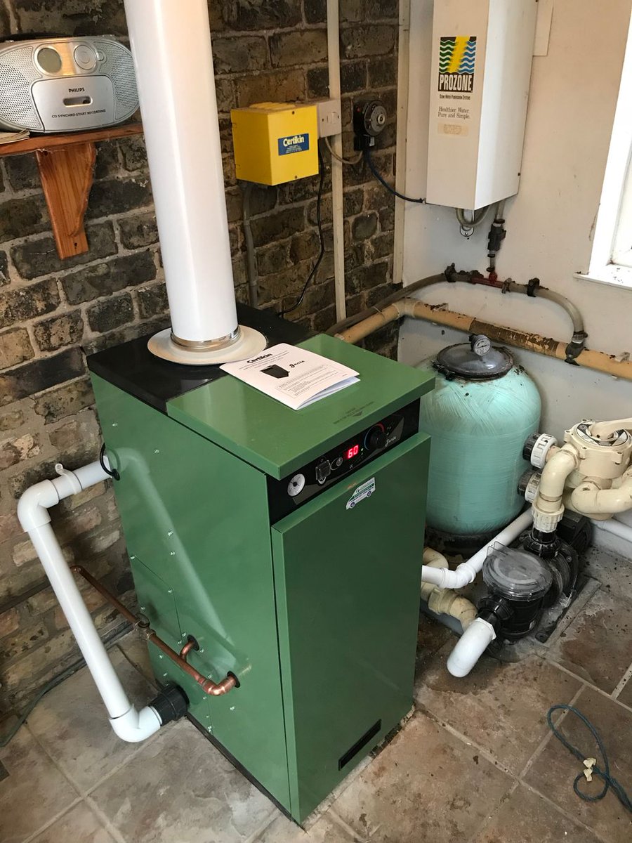 envirowarm's tweet photo. Installation of a swimming pool boiler today in Holme On Spalding Moor. Water to water pool heat exchanger with a high efficiency condensing boiler #boilerrepairnearme #boilerbreakdowncover #bestboilercover #boilerserviceplan #findaplumber #plumbersinmyarea
#cheapcombiboiler https://t.co/24XCF7NPFH