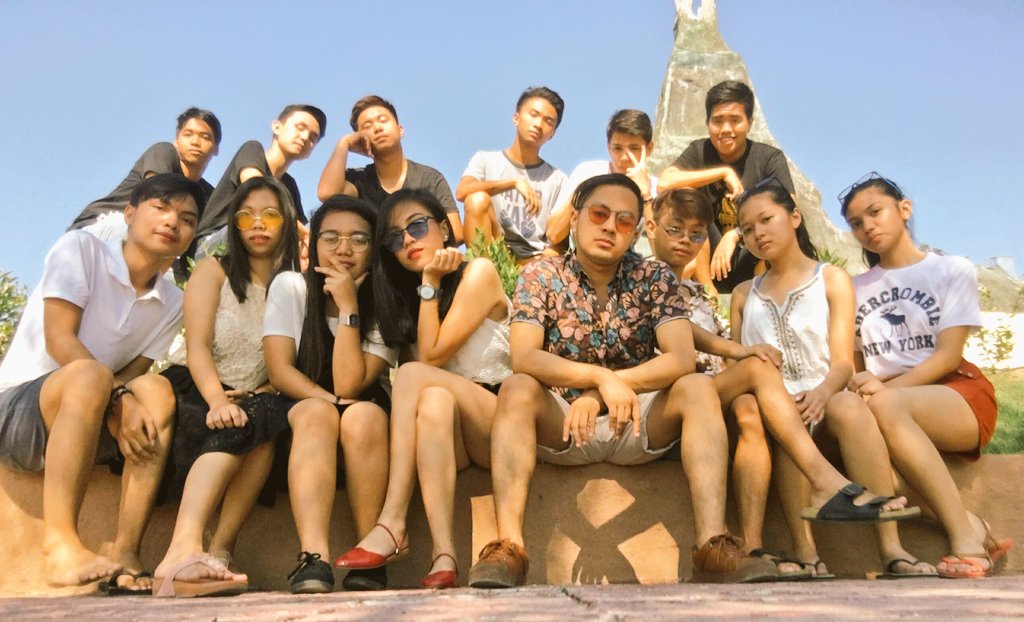 BossEdloving's tweet photo. Ang mga oras na minsa'y pinagsamahan ay unti-unting magiging mga ala-ala na pwede na lang nating balikan sa gunita.
#KoSlide https://t.co/wtBMVIKifS