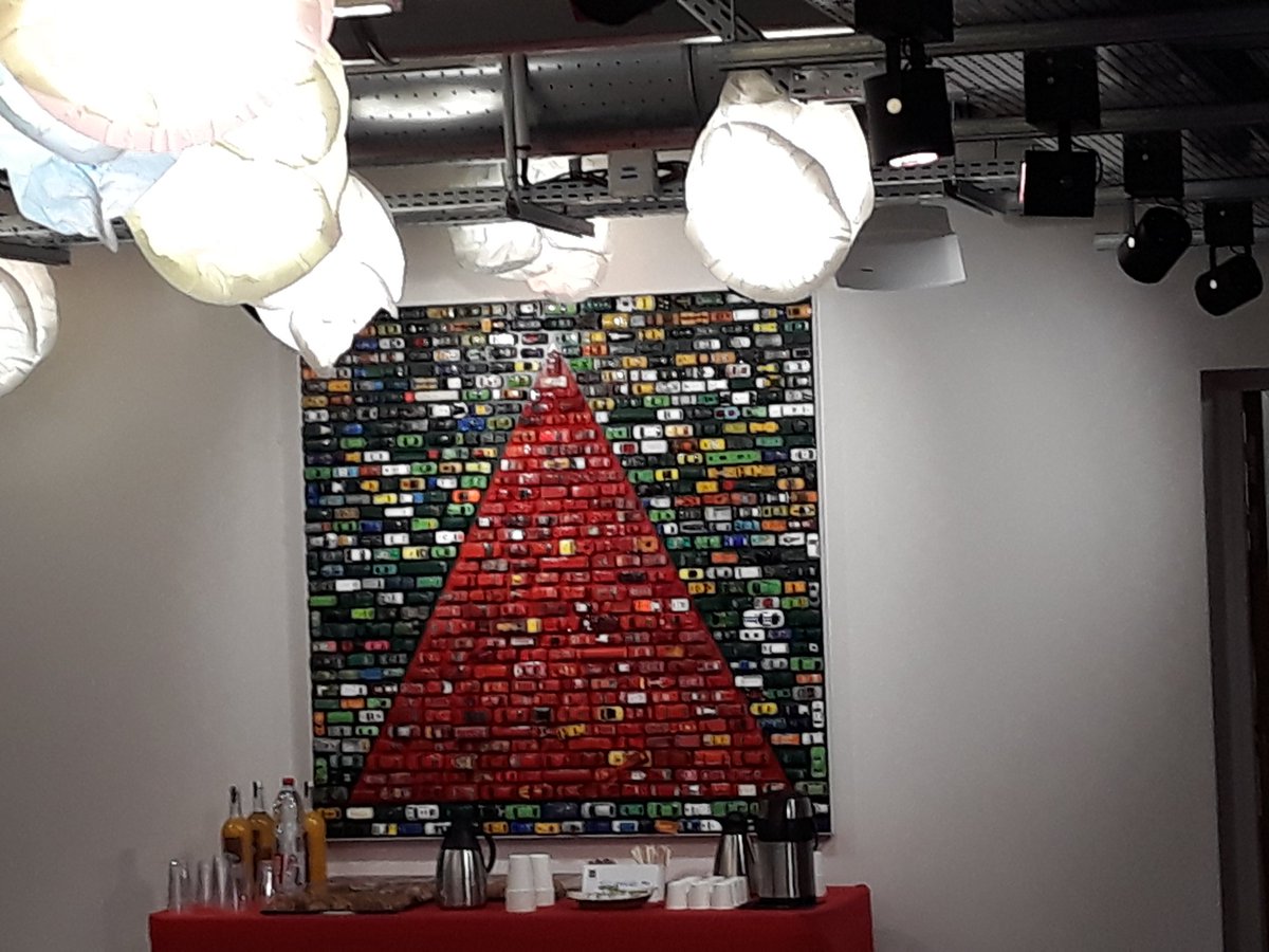 Иван tweet media