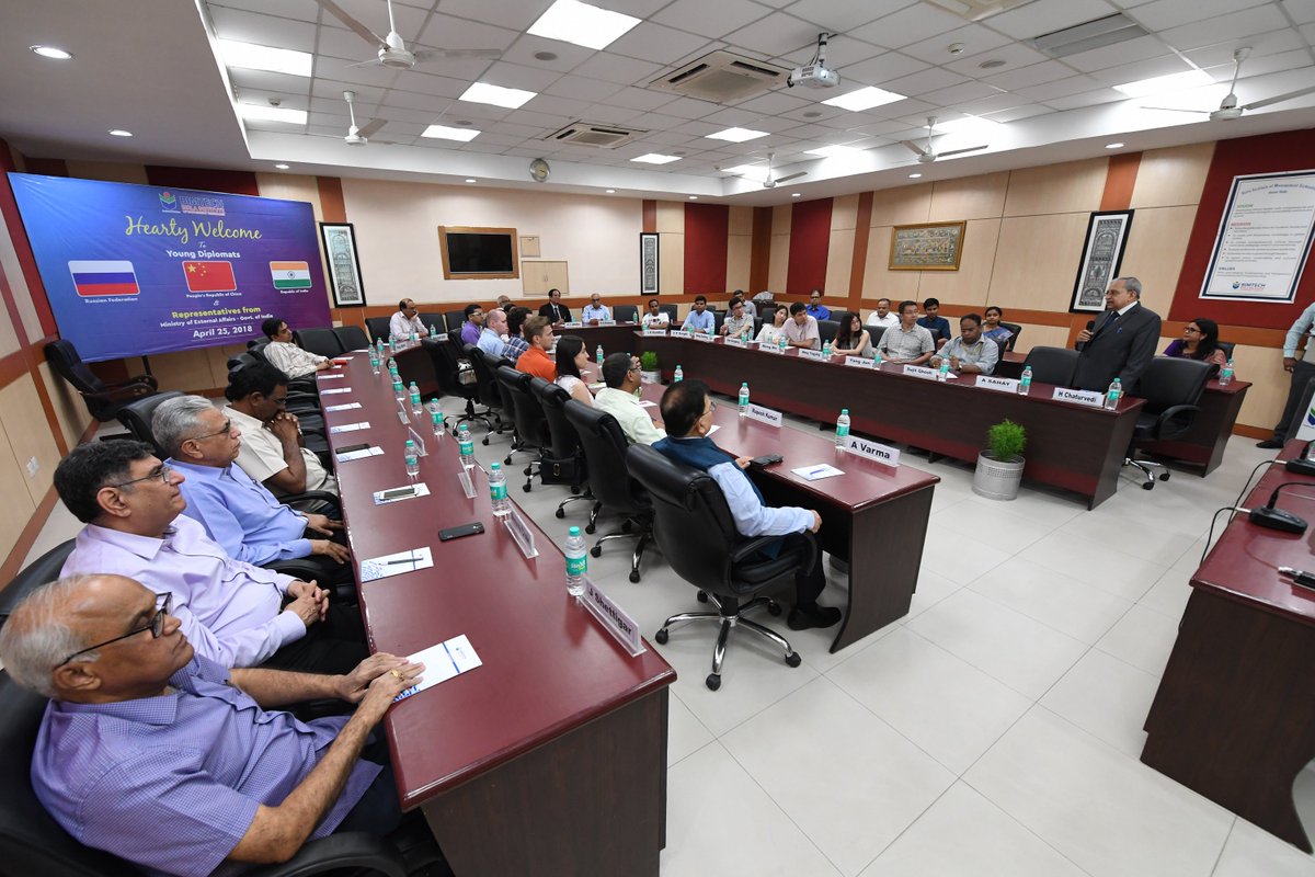 BIMTECHNoida's tweet photo. 15 young delegates from Russia, China and India (RIC) visited BIMTECH campus on 25th April, 2018. They discussed about the possibilities of #AcademicCollaboration and offered all possible help towards deepening BIMTECH's international engagement with RIC nations. #ForeignDelegate https://t.co/ih9V14SiGW
