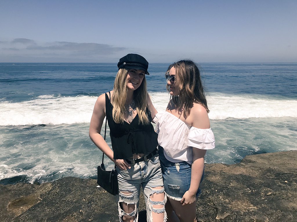 lmwgore's tweet photo. luv u 4 ever https://t.co/5gxsGhsyD4