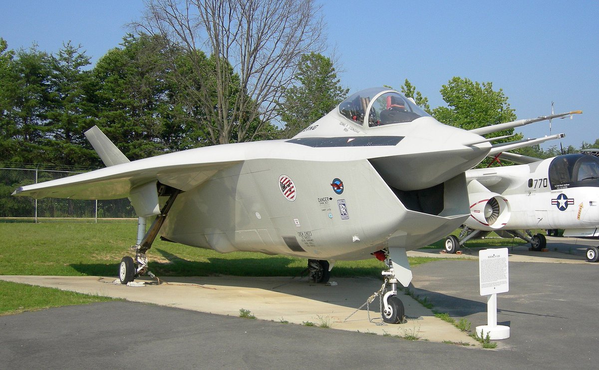 JGrunsell's tweet photo. Another aviation bucket to visit, Patuxent River Naval Air Museum. Home to a couple of X Planes, X32 &amp; X35C. @marklanebiz @GeorgeNicolasUK @TheAviationist @Aviation_Hub @morganaviatalex @NChilikov @iLove_Aviation @xplanes #Xplanes https://t.co/1Xwwfi9VHq