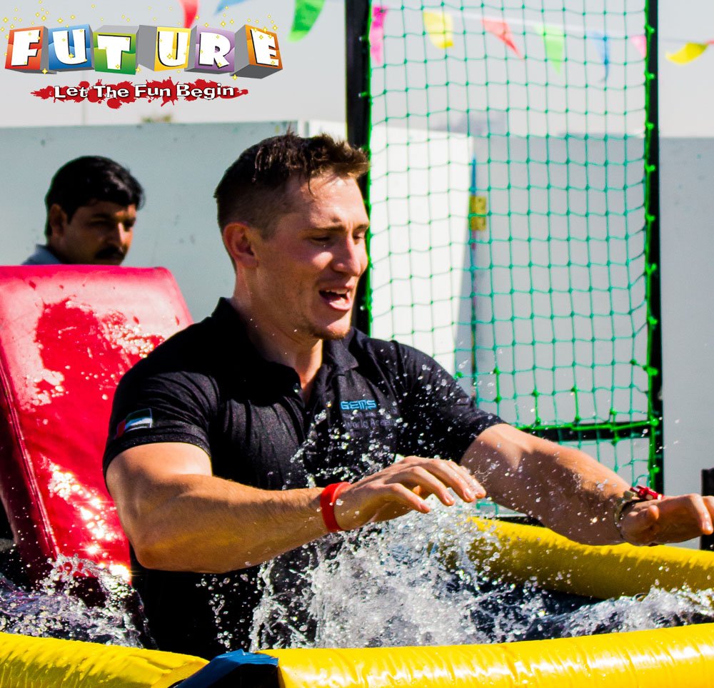 ImagineFuture1's tweet photo. If you've got aim that can't be beat, you'll give your friend a splashy treat!
 For more of this fun and exciting games
 Contact us for more information
 Call/Whatsapp : 0508788400
 Email : info@imaginefuture.ae
 #dunktank #summer #watergame #eventsindubai #mydubai #outdoorevent https://t.co/9RbmCWkvUW