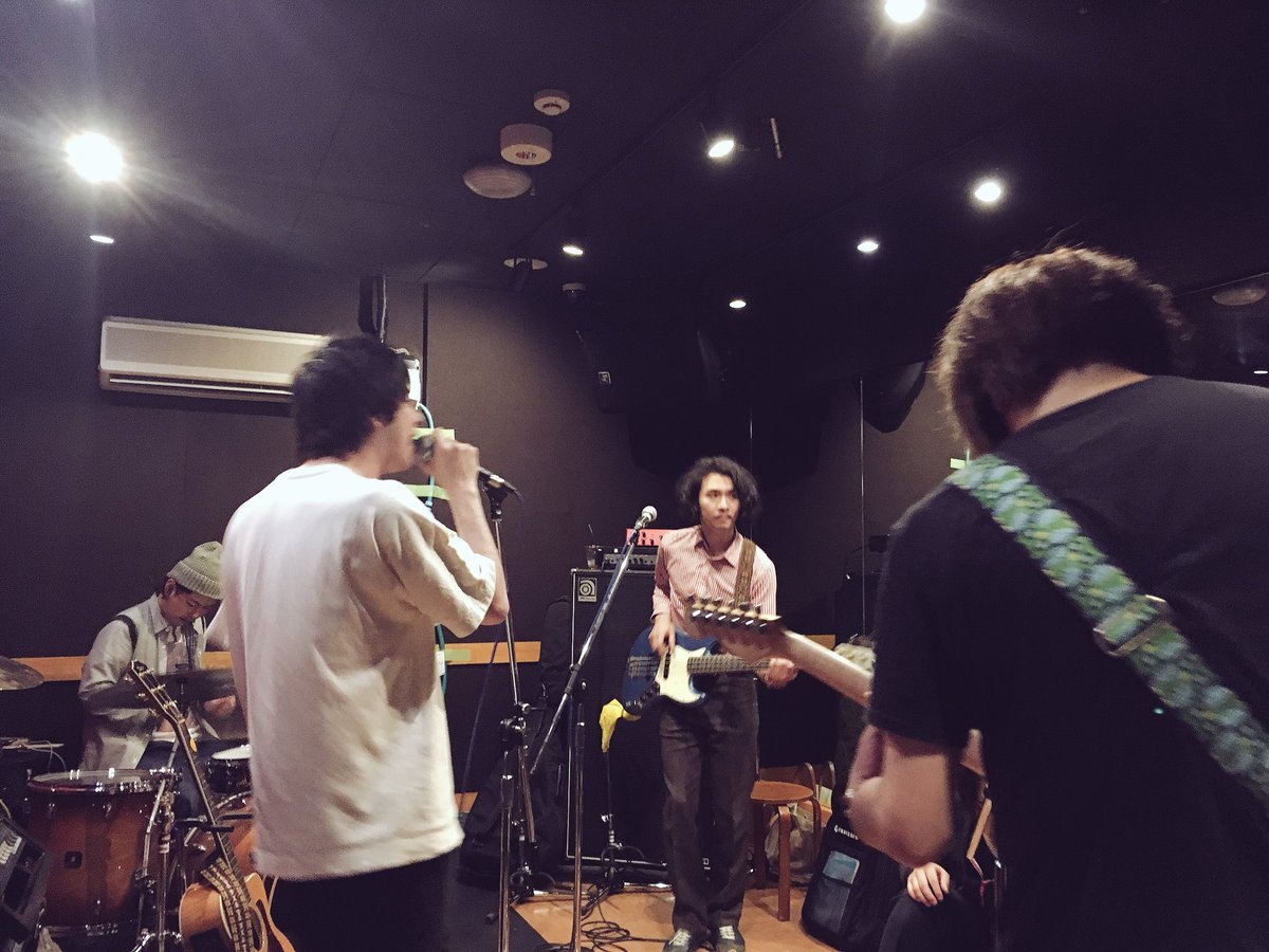 黒猫チェルシー 本日の黒猫チェルシーは 4 29 日 078 Kobe Music の最終リハでございます 当日は14 00より 神戸メリケンパーク みなとステージへ登場 入場無料のフリーlive 是非 遊びに来てくださーーい 078kobe 黒猫チェルシー 黒猫チェルシー 本日の黒猫チェルシーは 4 29 日 078 Kobe Music の最終リハでございます 当日は14 00より 神戸メリケンパーク みなとステージへ登場 入場無料のフリーlive 是非 遊びに来てくださーーい 078kobe 黒猫チェルシー