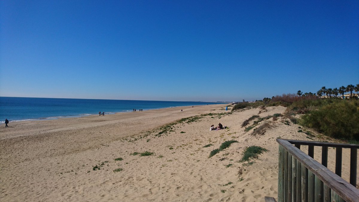 GaryHospEx's tweet photo. #SpainIn10sec #VisitSpain The beautiful Islantilla beach #Heulva https://t.co/sQ67p2HU9O