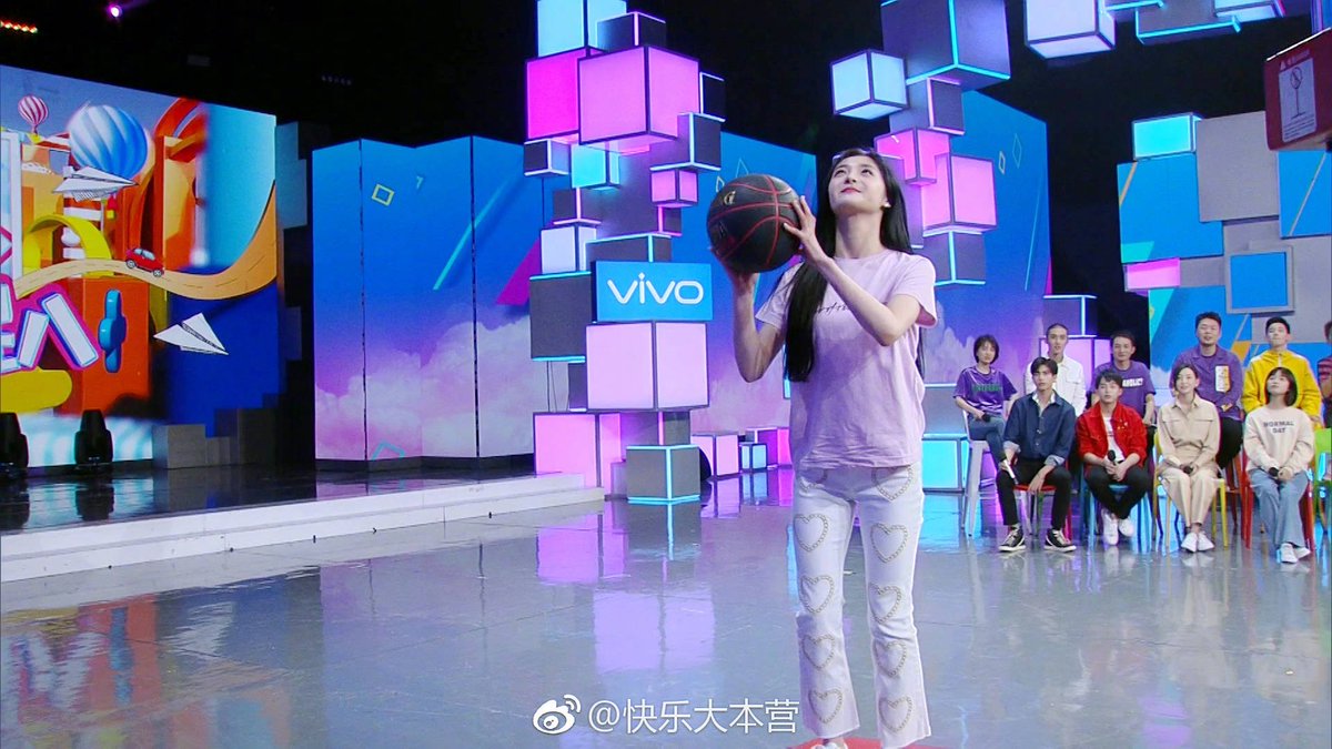 jieqiongallery's tweet photo. [PHOTO] 180426 - #Kyulkyung from Happy Camp Weibo (@/快乐大本营) Update 

#주결경 #결경 #PRISTIN #프리스틴 https://t.co/dLstk57vwg
