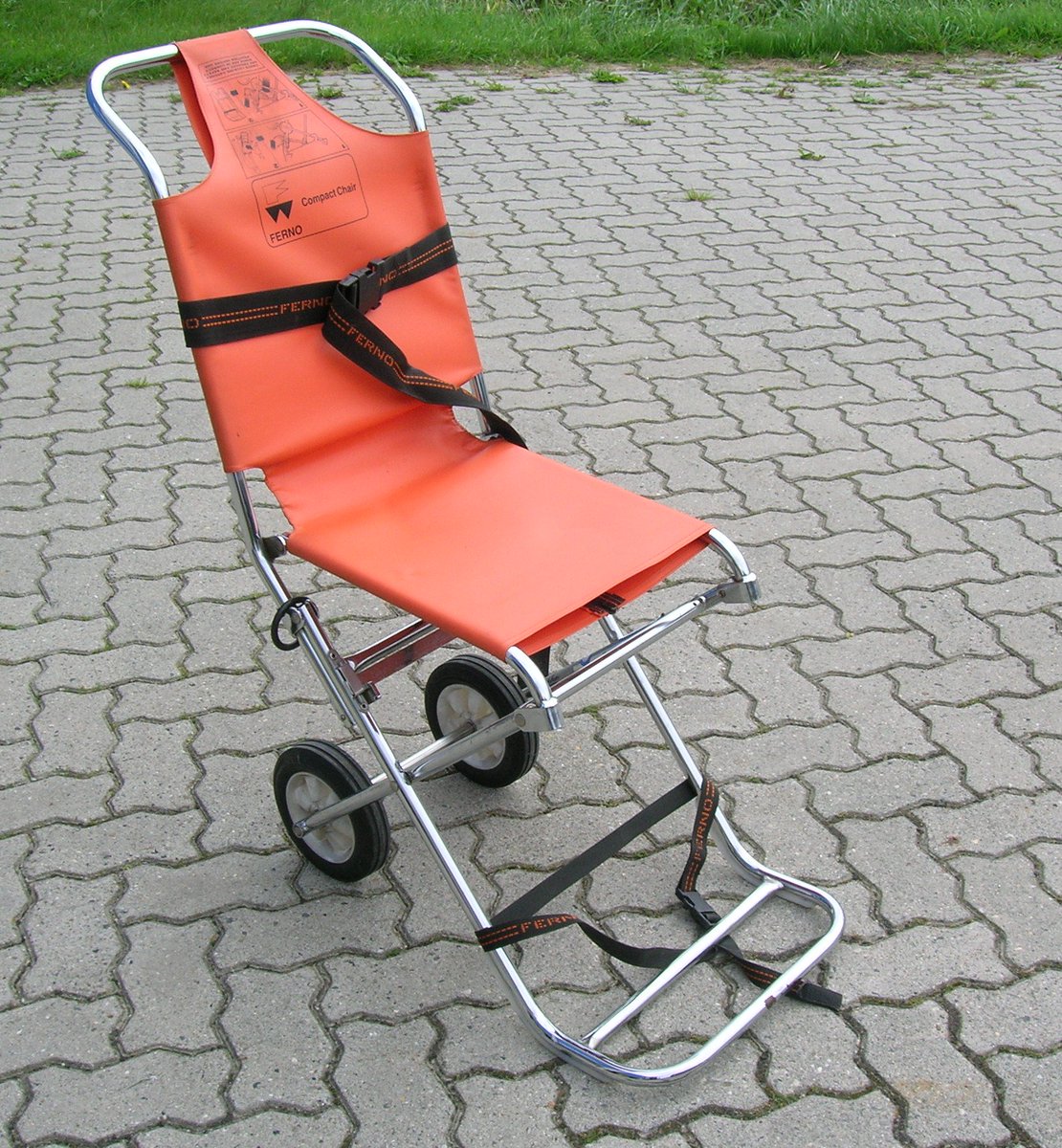 DiacMedical's tweet image. Only one used Ferno Compact Chair left in stock.  #ferno #stairchair #compactchair. #used #medical #equipment #medicalequipment #usedmedicalequipment #ambulanceequipment #EMT @diacmedical  htl.li/I82B30jGwiT