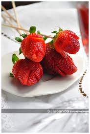 A #mamá se la conquista con #fresas revistamercados.com/noticia/a-mama… #berries <a href="/Freshuelvaes/">Freshuelva</a>
<a href="/Interfresa/">Interfresa</a> .<a href="/fresasdeeuropa/">Fresas de Europa</a> .<a href="/onubafruit/">Onubafruit</a> <a href="/cunadeplatero/">CUNA DE PLATERO</a> <a href="/GRUFESASAT/">GRUFESA SAT</a> <a href="/fresonpalos/">Fresón de Palos</a> <a href="/PlusBerries/">Plus Berries</a> <a href="/fresas_nm/">fnm</a> <a href="/FresasESP/">Fresas Españolas</a> #DiaDeLaMadre