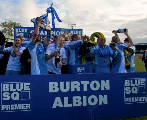 BrewersTony's tweet photo. On this day in 2009 @burtonalbionfc achieved promotion to the Football League, despite losing 2-1 @TUFC1899. Torquay won the Play Offs to get promoted too. But since the clubs paths have taken a different direction.
#bafc #lookwherewevecomefrom @OnThisDay_FL https://t.co/DwYmKnqK5I