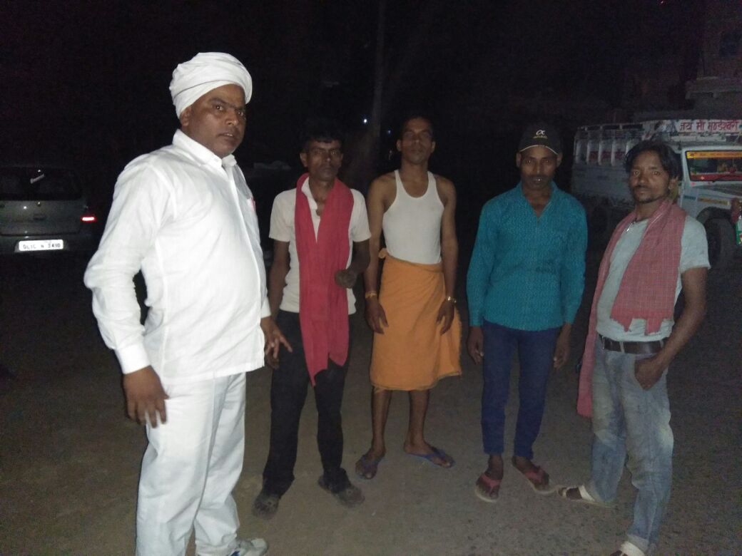 buxar_lsba's tweet photo. Morning followup done by nigrani samiti in sonbarsa panchayat ,Nawangar block @swachhbharat @LSBA_Bihar #ZSBP https://t.co/YUqHOe8BCA