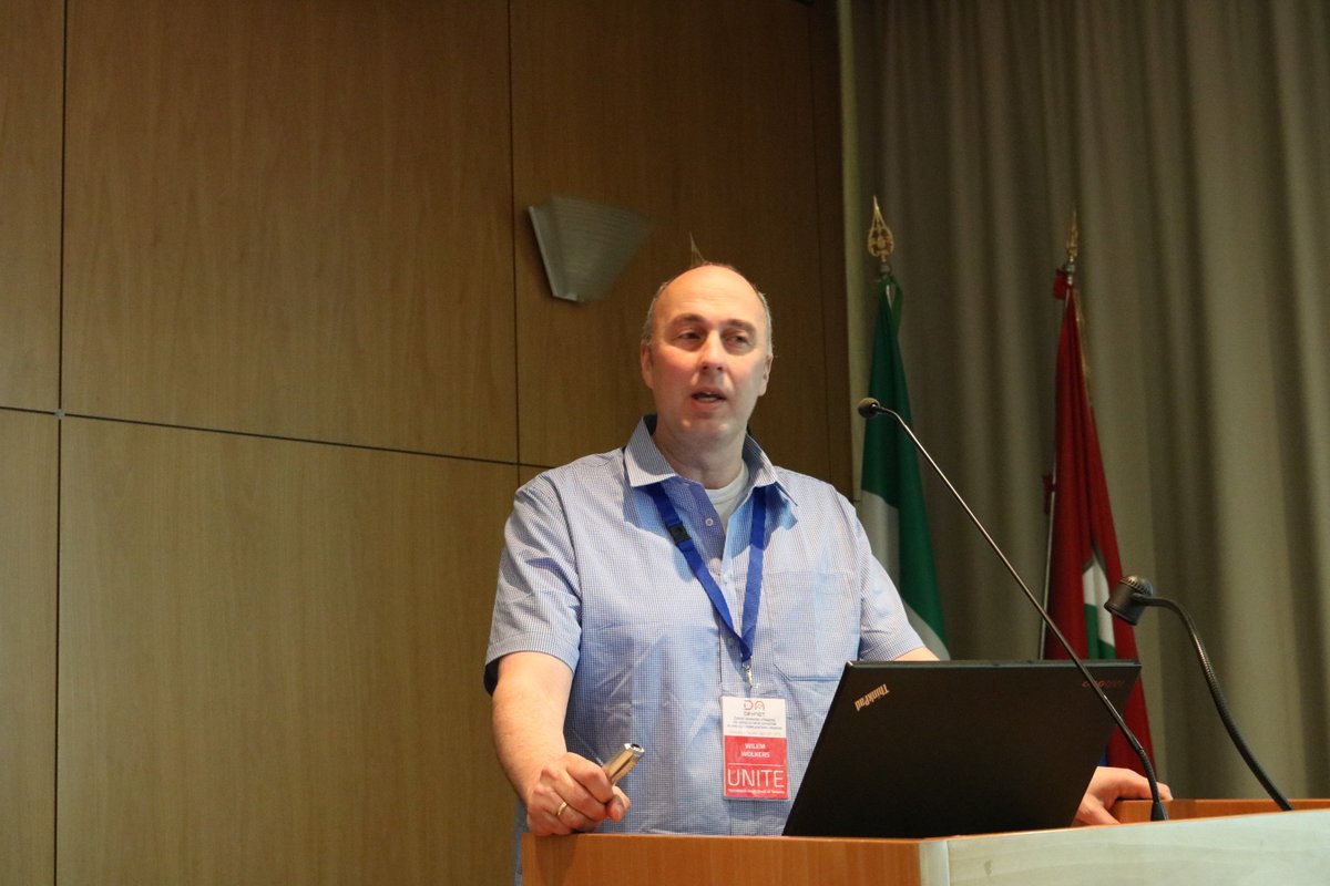 DryNet_project's tweet photo. "Dry preservation of cells and tissues: applications in regenerative and reproductive medicine"
Wim Wolkersfrom from @UniHannover
#H2020 #ResearchImpactEU #InvestEUresearch https://t.co/eHdcA1s5AC