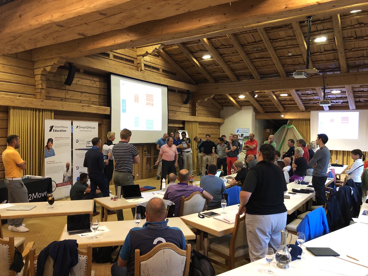 Smart2MoveAG's tweet image. Mike Adams #2 Top 50 best coach presenting BioSwing Dynamics 2nd day. #smartmove #bioswingdynamics #kistler #Lacoste