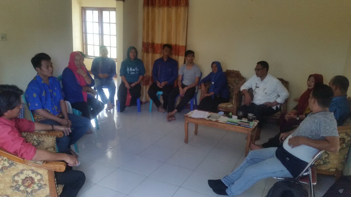 UrumiJeri's tweet photo. Proses Pendampingan di BEBERAPA DESA :
INOMATA MUSDES
MOOPIYA PEMBINAAN
LAUT BIRU KONSOLIDASI LANJUTAN PEKERJAAN

@jokowi 
@ipultara_iwan 
@YulniyatiHuwole 
@SatgasDanaDesa 
@KadesIndonesia 
#TTPIGtlo https://t.co/hzB1Z4azSm