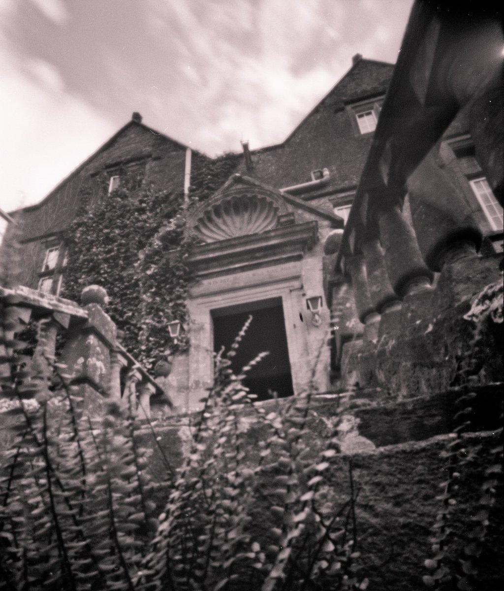 PinholeWizard tweet picture