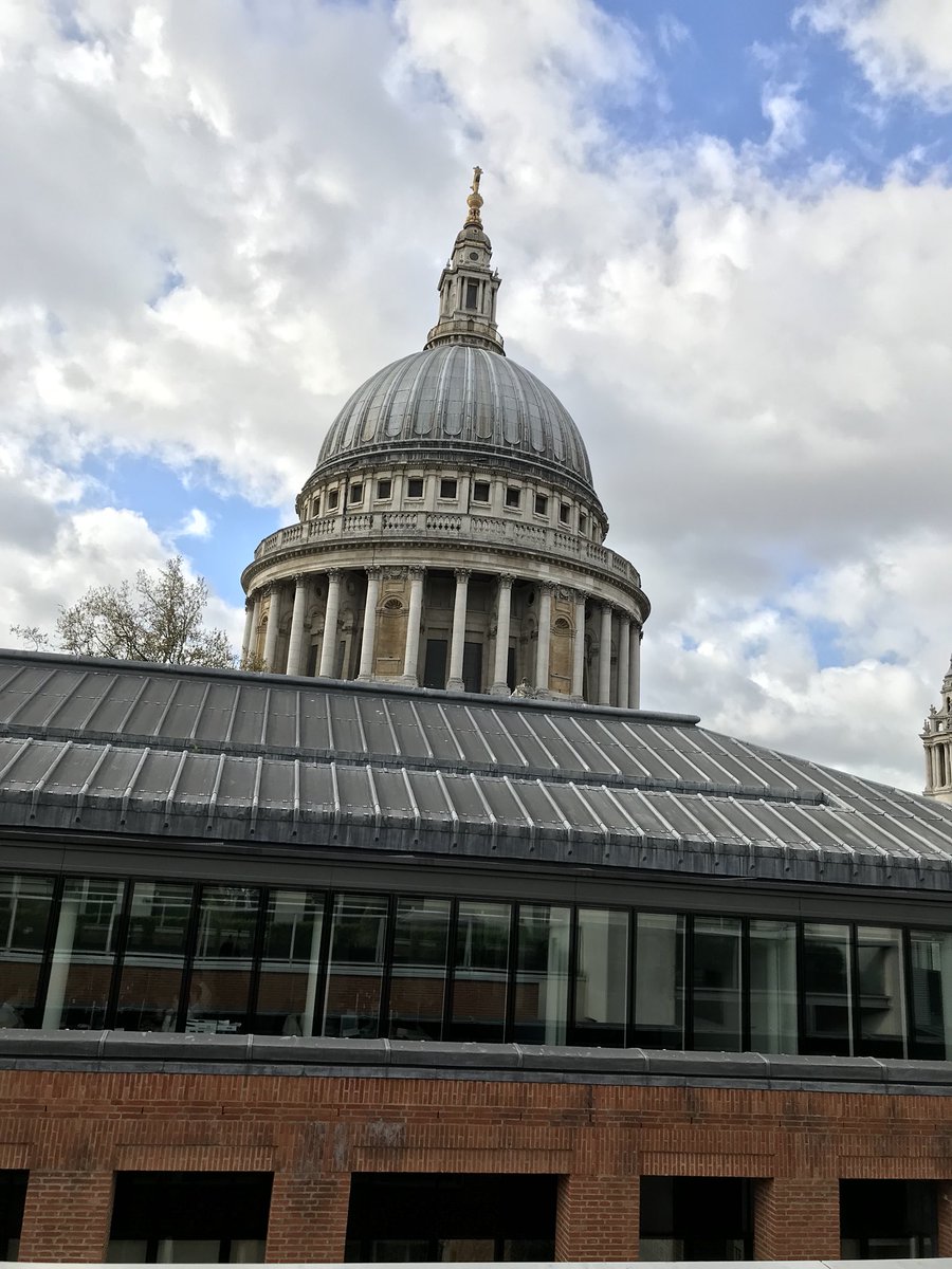 MartinAnd53's tweet photo. Stunning views of London skyline as we set up for our #RIBA accredited CPD at CBRE offices @wagstaff_fitout @Connectiontweet @connectionmary https://t.co/UuMUvgd40w