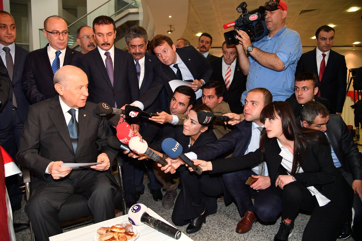 MHP_Bilgi's tweet photo. Genel Başkanımız Devlet BAHÇELİ, 27. Dönem Milletvekili Adaylık Başvurusunu Yaptı. https://t.co/Plh4GYEWOS
