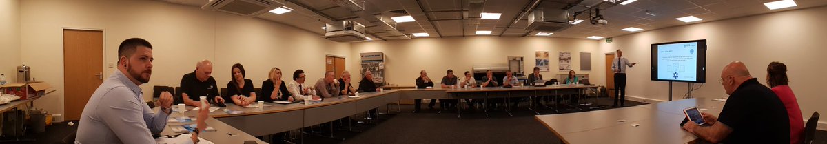 LynnSencicle's tweet photo. @stephencgill introduces @thecoolinghub at Leeds #CoolTalks hosted by Beijer Ref. https://t.co/g8baDrs599