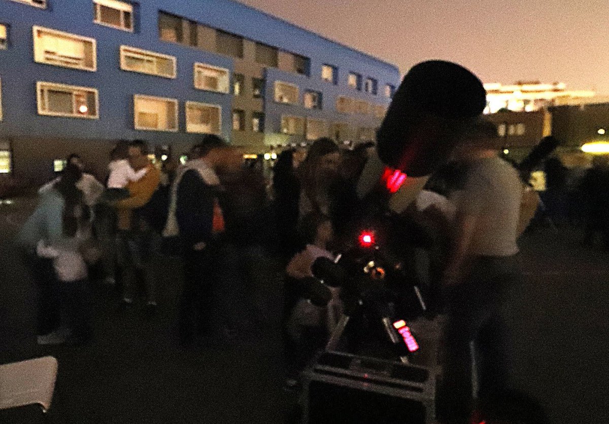 truebaikastetxe's tweet photo. #AstroTrueba, la VI Observación del Cielo Nocturno se celebró con éxito. Cielo despejado y temperatura templada permitieron que el programa se cumpliera. Como broche final la vista de Júpiter.¡Simplemente espectacular! https://t.co/PzGh5kieif https://t.co/hqo1QITAfv