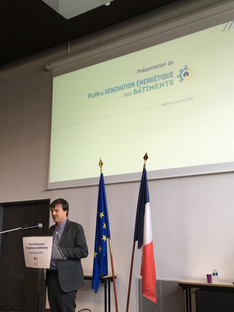 laurentgerault's tweet photo. Fier que @N_Hulot présente #PREB « Plan de Rénovation Énergétique des Bâtiments » @paysdelaloire @Angers au lycée #SimoneVeil dans le cadre du programme de réhabilitation et construction des lycées ligériens
Signe de la dynamique engagée sur la #transitionenergetique #FRTE https://t.co/RGfG1cT0Mj