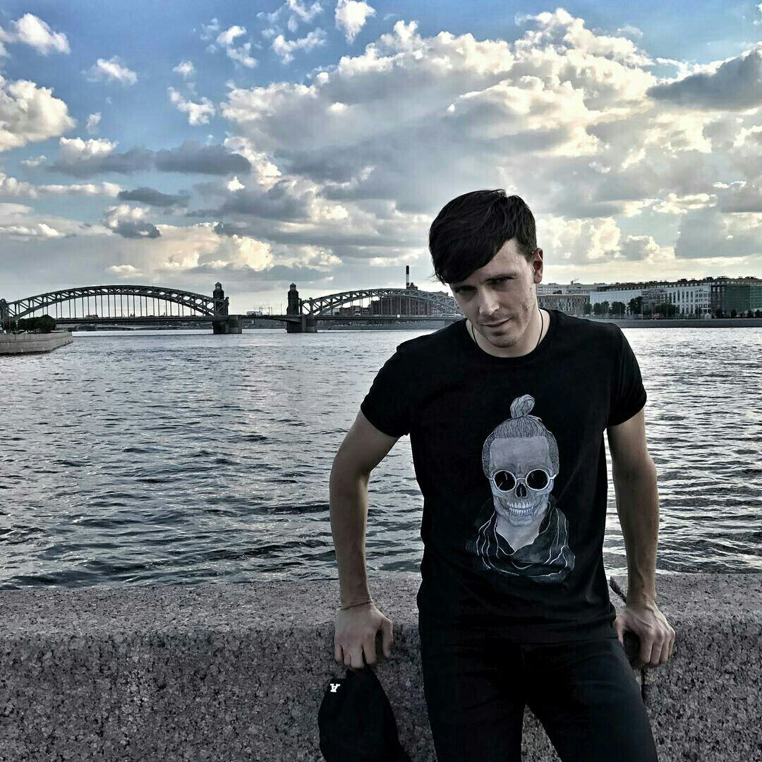 Арсений Попов фотосессия в Питере