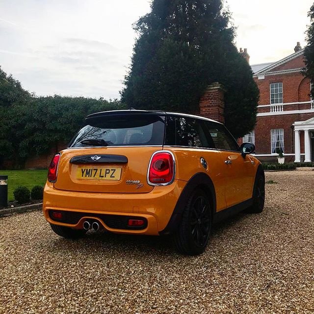 stratstonemini's tweet photo. Brightening up even the gloomiest of days #MINICooperSD
#MINI #MINIUK #StratstoneMINI #MINICooper #MINICooperS #Stratstone https://t.co/cxE5mOIqQz