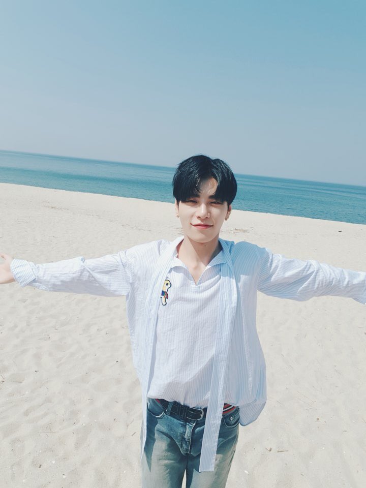 JBJ tweet media