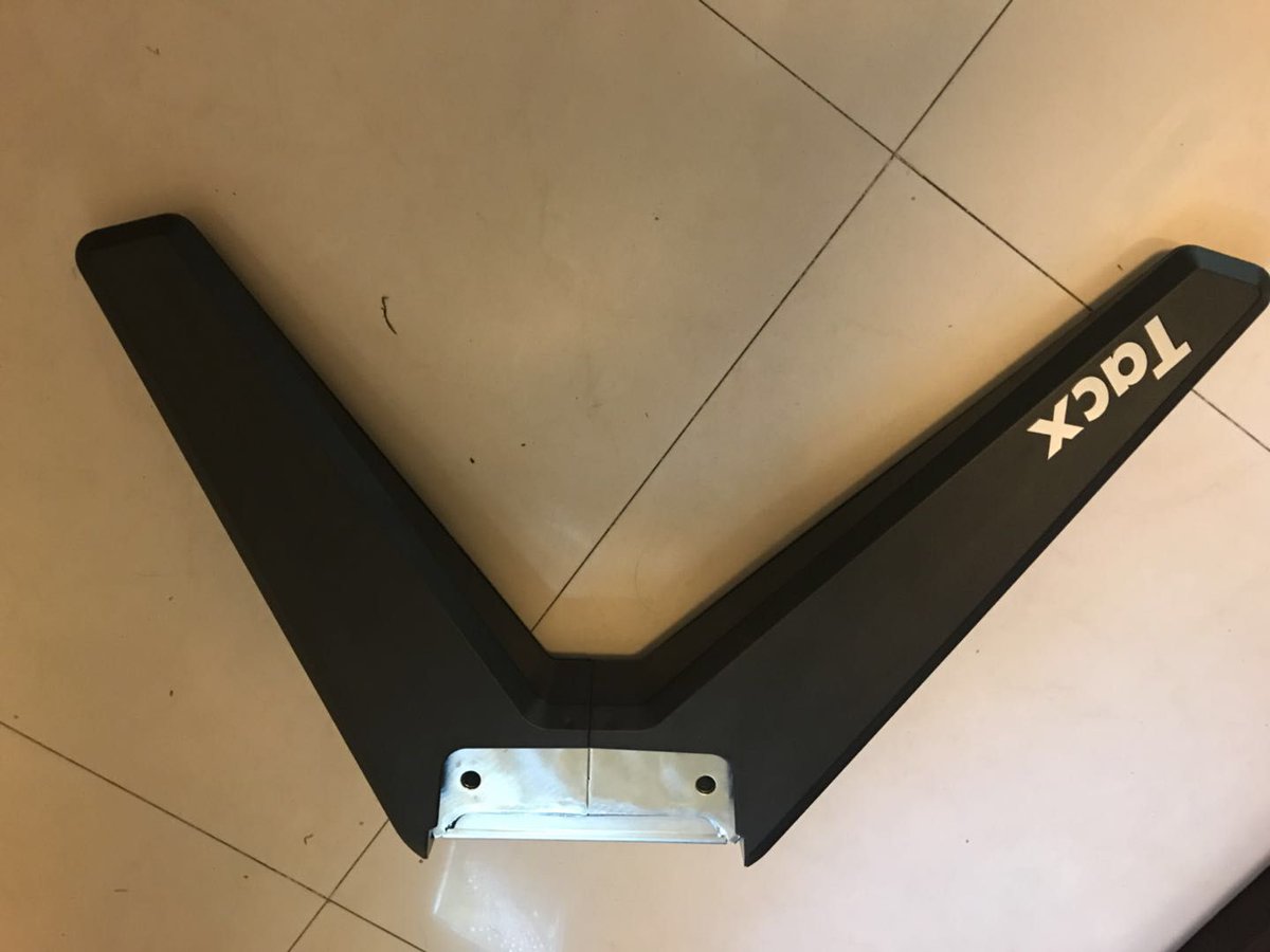 dabid0ff's tweet photo. @TacxSupport Hi, would you please tell me where I can buy the Flux Smart's support? https://t.co/cwP3sn2m97