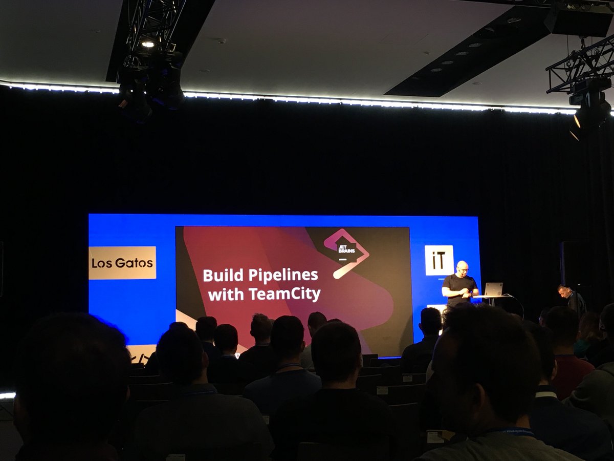 xeraa's tweet photo. team city in action with @antonarhipov at #code_europe
interesting to see jetbrain‘s internal build statistics https://t.co/0VqOFJNGaQ