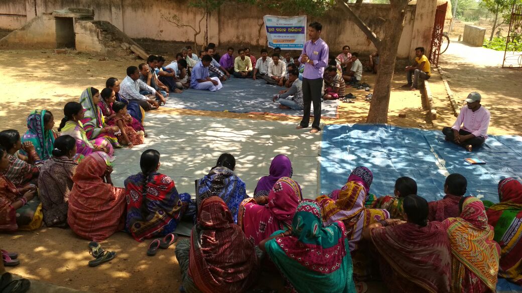 SwachhBoudh's tweet photo. Observation of gram swaraj  abhijan at kelakata village of mathura GP all  PRI, SHG, motivator, school teachers, BC, CC &amp; villagers were present.@sbmodisha @odisha_zsbp @PRDeptOdisha https://t.co/sWGN6wt70x