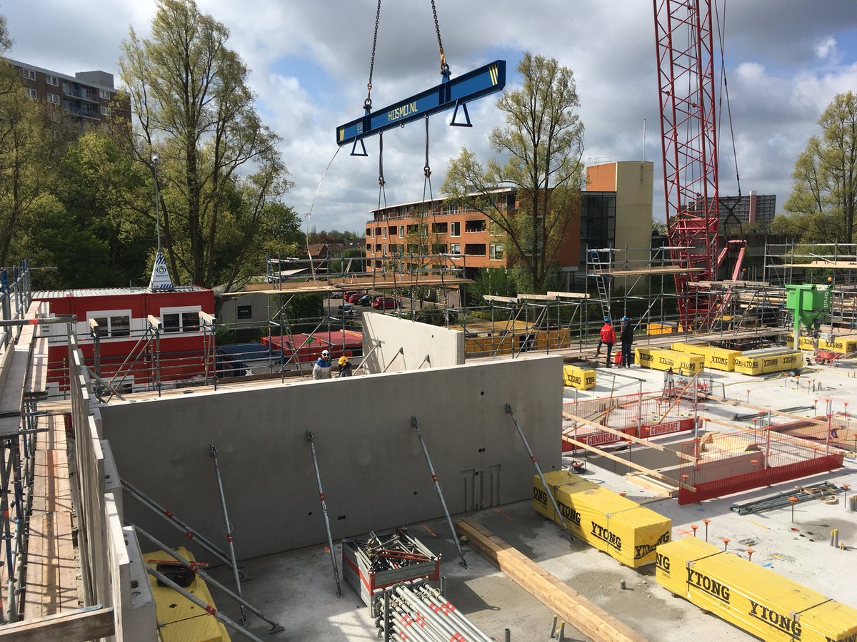 Net weer even bij het prachtige project Driedam, Stekeldijk te Purmerend weze kijken! Gaat allemaal heel netjes! #vanwijnen #meerdanbouwen #Driedam #kopersbegeleider #werk #vrouwindebouw