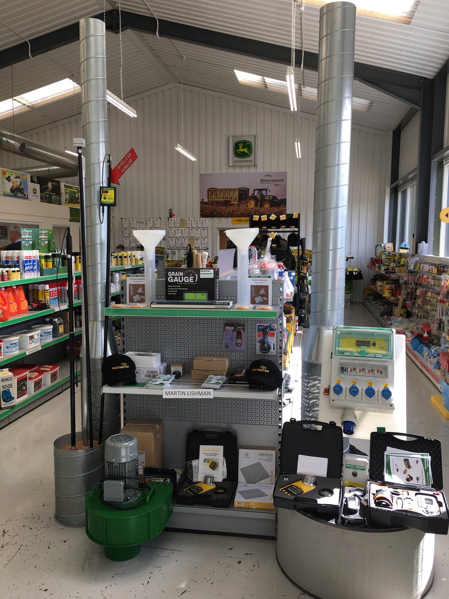 Martin_Lishman's tweet photo. Grain Clinic today at Sharmans at Stamford - come down for your moisture meter certification and to see our range of grain storage and crop quality solutions and compact sprayers #sprayers #barnowlwireless #protimeter https://t.co/CGK5StijXd