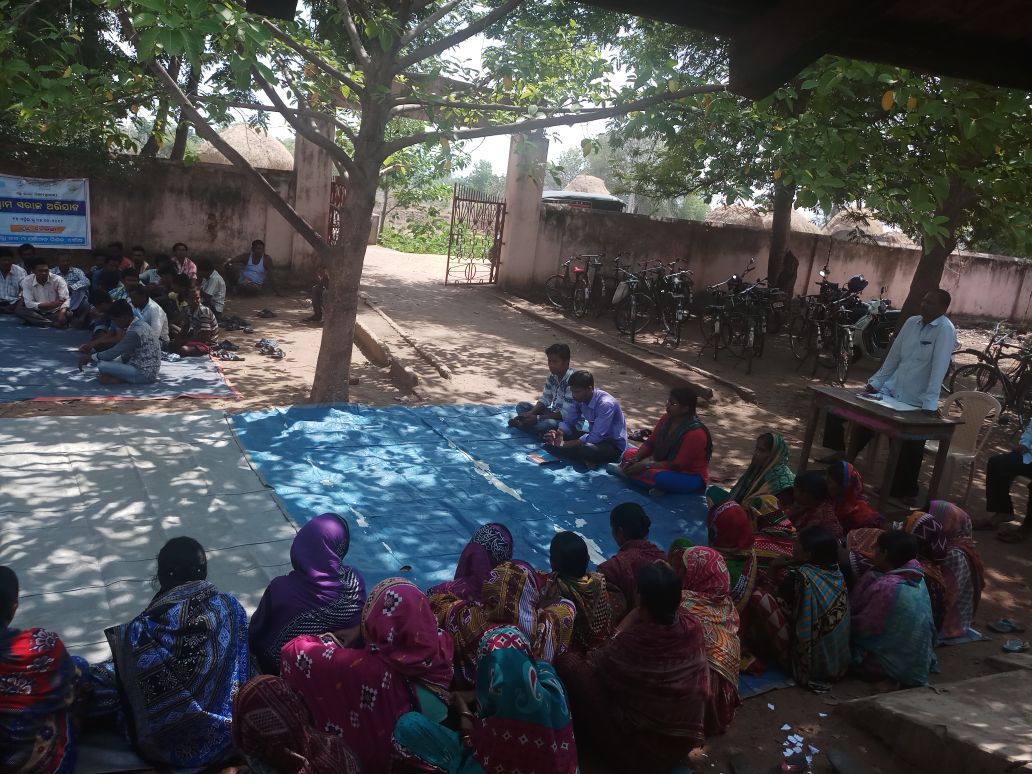 Observation of gram swaraj  abhijan at kelakata village of mathura GP all  PRI, SHG, motivator, school teachers, BC, CC &amp; villagers were present.<a href="/sbmodisha/">SBMODISHA</a> @odisha_zsbp <a href="/PRDeptOdisha/">Panchayati Raj and Drinking Water Department</a>