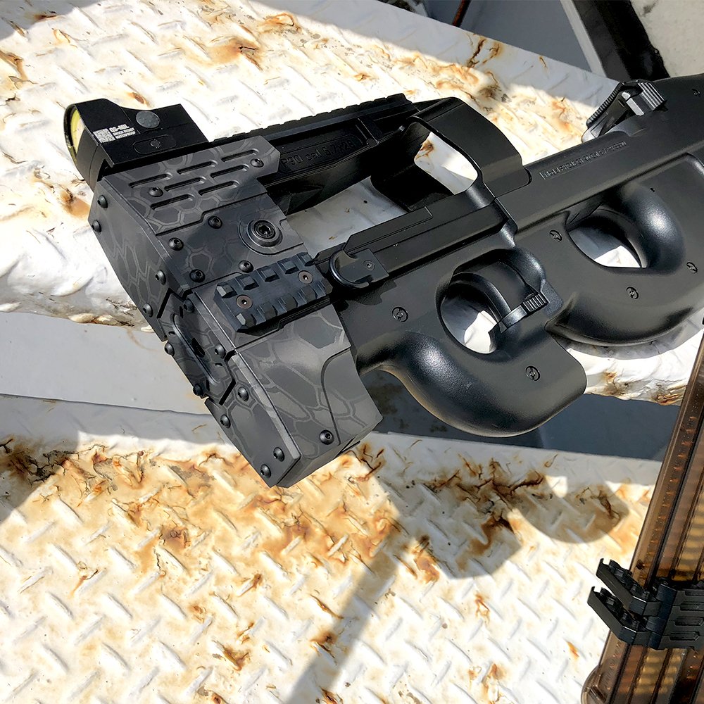 P90 TR LayLaxアーマードレイル