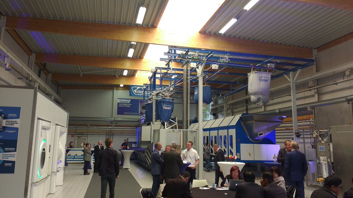 Temos em nosso showroom um túnel de lavagem completo com sistema logístico automático em funcionamento! Lançamento 2018! #lapauw #HighTech