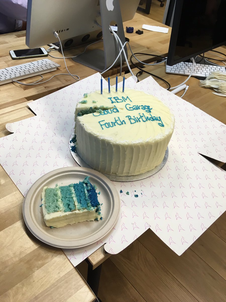 holly_cummins's tweet image. #IBM #Cloud #Garage 4th birthday celebration with worldwide cakes. Ours is gradient blue!