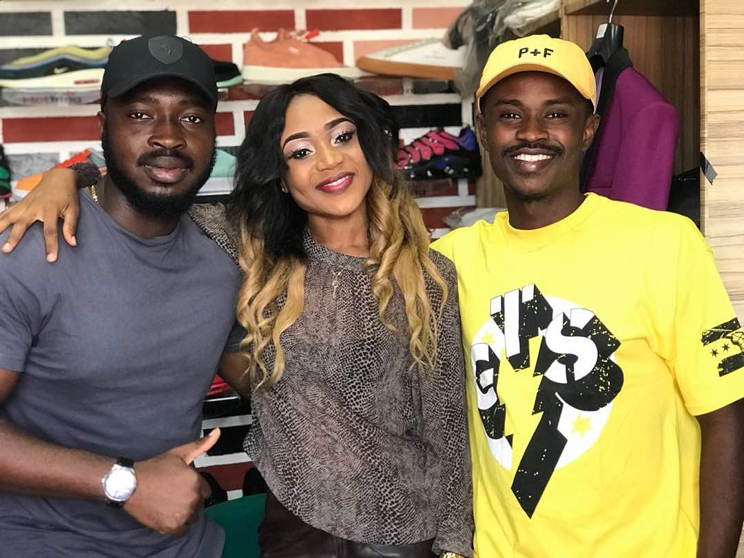 AladeBrown's tweet photo. I had a lovely time talking about trending and controversial issues with these two @dannykaytv and @chief_blogger. Watch out for my exclusive interview on their YouTube channels:Danny Kay Tv and Entamoty live. https://t.co/Mn5fcTGSVu
