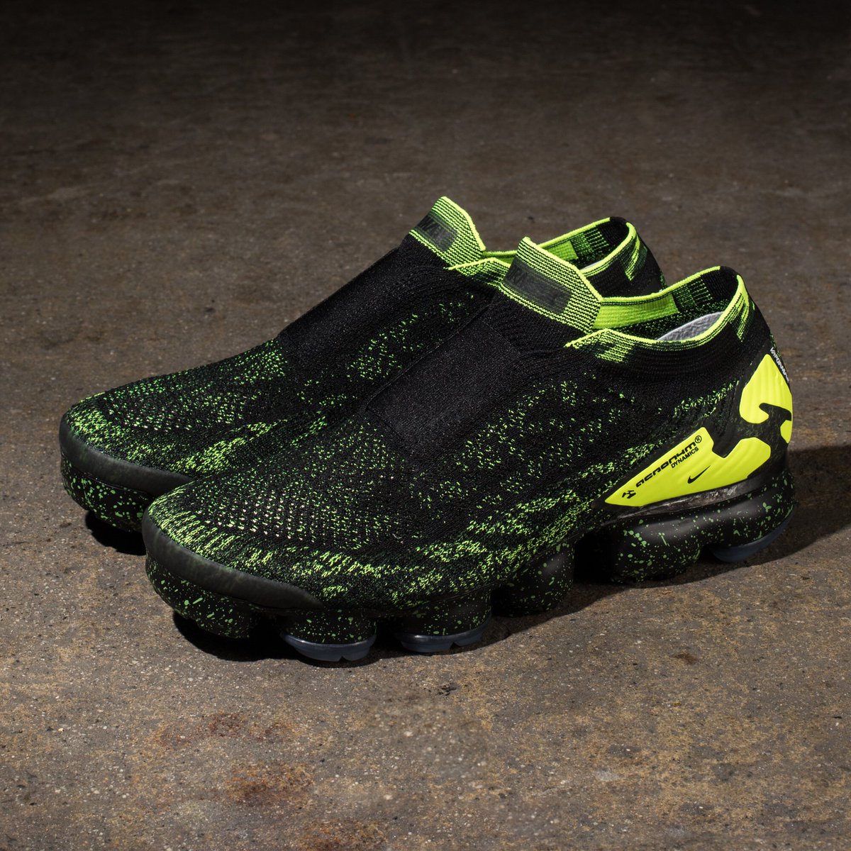 UNDEFEATED_SF's tweet photo. Acronym x Nike Air VaporMax FK Moc 2 // Available now at All Undefeated Chapter Stores https://t.co/C6mCW3cxD5