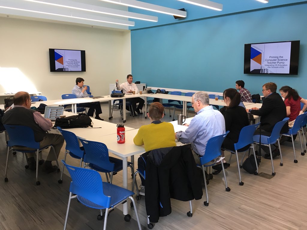 ECEP_CS's tweet photo. Day 2 of @guzdial visit at @UMassAmherst kicks off with another roundtable: Finding a Home for CS in Colleges of Education, discussing report he coauthored Priming the Computing Teacher Pump https://t.co/DtVRryYQTS https://t.co/RsWMyLgs9N