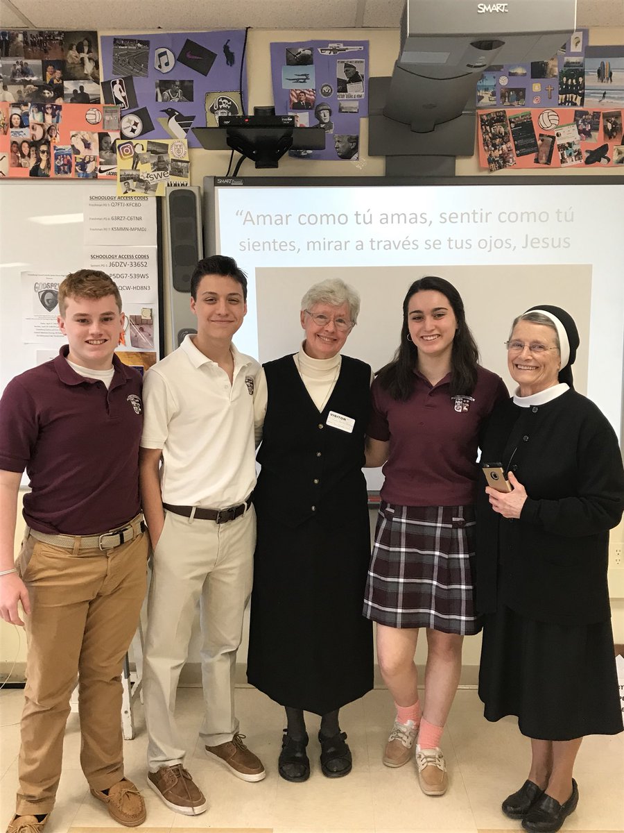 GCC_Centurions's tweet image. Sister Ancilla Maloney spoke to 9th graders about her mission experiences in Sicunai, Peru during Religion Class. #livingthegospel #careforthepoor
