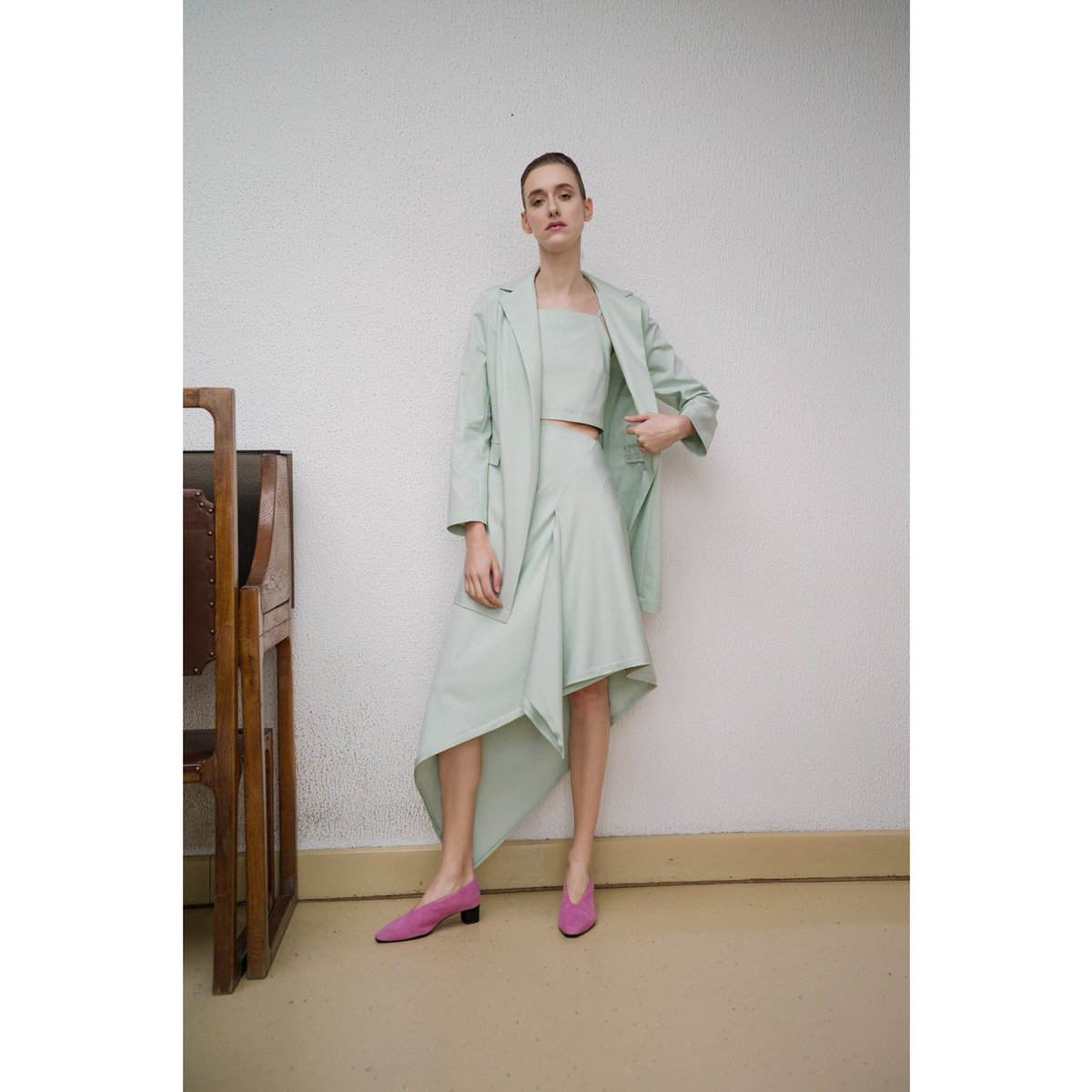 We’ve got a mint situation SS18 “new regionalism” 
Photo:Gökay Çatak 
Model:Katja Verheul 
MakeUp:Anesa Uka 
Graphics:Bardhi Haliti
Producer: Rina Meta
Photo assistant: TADI
#gentlishoes #veneramustafa #SS18