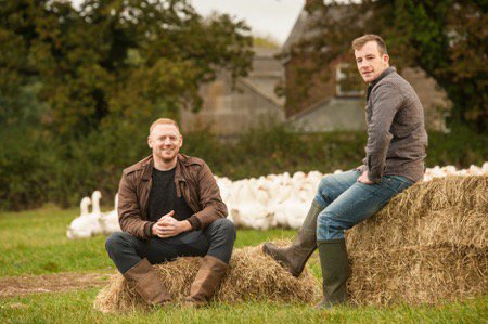 motivepr's tweet image. Client @fieldandflower has had its Lean Box listed in @TheIndyBest's 13 best meat boxes feature - ind.pn/2r6WUOv #meatsubscriptionbox #coveragegoals #nationalcoverage #prgoals