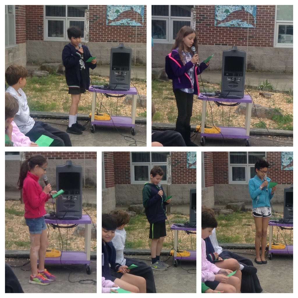 LearnwithLarkin's tweet image. Practicing speaking volume&amp;amp;speed with &quot;Poem in Your Pocket&quot; day! #pocketpoem #4thgrade #poetrylove #messwim @chccs