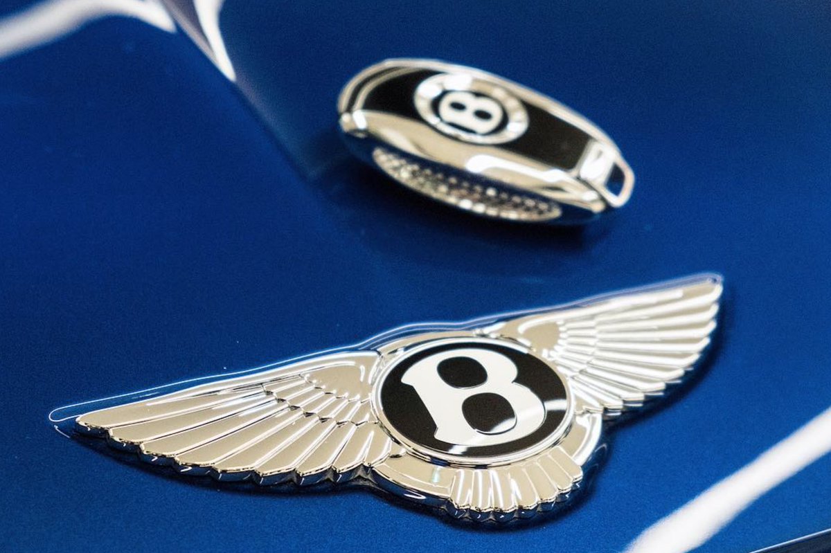 Identifying the new #Bentley #ContintentalGT.

Pick out your new Bentley: ow.ly/PMDm30juyQT